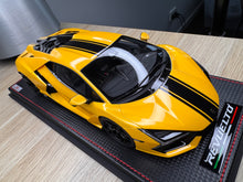 Load image into Gallery viewer, Lamborghini Revuelto - 20th Anniversario China Giallo Inti LE99 - 1:18