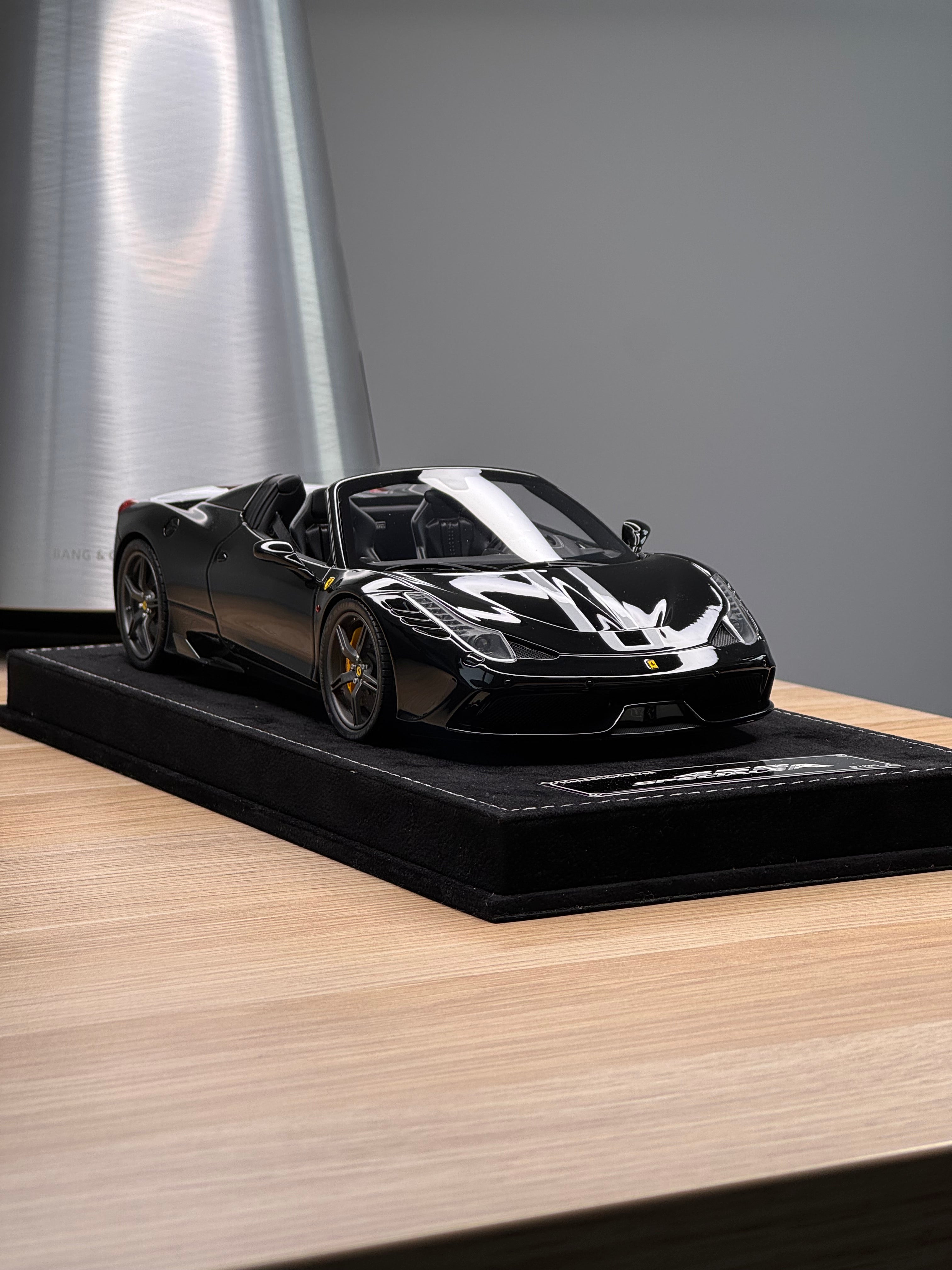 Ferrari 458 Spider ブラック 1/18 FERRARI フェラーリ 458 spider 黒(マットブラック) hotwheels