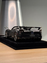Load image into Gallery viewer, Pagani Huayra Roadster Tempesta - matte black / carbon - 1:18