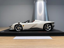 Load image into Gallery viewer, Ferrari Daytona SP3 - BBR Pearl White - 1:18