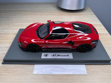 Load image into Gallery viewer, Alfa Romeo 33 Stradale - Rosso Alfa - 1:18