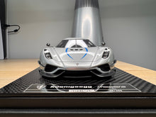 Load image into Gallery viewer, Koenigsegg Regera - Moon Silver with silver wheels - 1:18