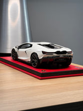 Load image into Gallery viewer, Lamborghini Revuelto - Bianco Siderale matte - 1:18