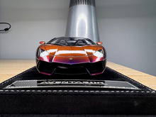 Load image into Gallery viewer, Lamborghini Aventador LP700-4 Roadster - Chameleon Purple - 1:18