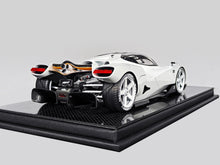 Load image into Gallery viewer, Nilu27 - White - 1:18