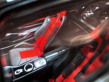 Load image into Gallery viewer, SSC Tuatara Striker - silver - 1:18