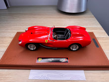 Load image into Gallery viewer, Ferrari 250 Testarossa 1957 - red - 1:18