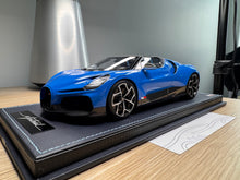 Load image into Gallery viewer, Bugatti Mistral - blue - 1:18