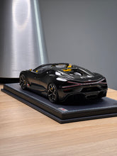 Load image into Gallery viewer, Bugatti Mistral - launch black - 1:18