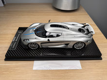 Load image into Gallery viewer, Koenigsegg Regera - Moon Silver with silver wheels - 1:18