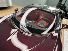 Load image into Gallery viewer, Bugatti Chiron Sky View - Red Carbon / Black - 1:18