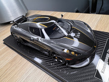 Load image into Gallery viewer, Koenigsegg Regera - Carbon Gold - 1:18