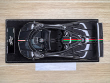 Load image into Gallery viewer, Pagani Zonda Cinque Roadster - Black / Carbon - 1:18