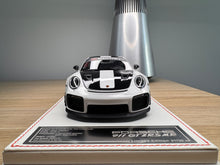 Load image into Gallery viewer, Porsche 911 GT2RSMR - White - 1:18