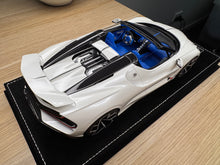 Load image into Gallery viewer, Bugatti Mistral - Pearl White - 1:18
