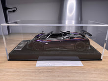 Load image into Gallery viewer, Pagani Zonda Cinque Roadster - Chameleon Purple / Carbon - 1:18
