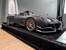 Load image into Gallery viewer, Pagani Huayra Roadster Tempesta - matte black / carbon - 1:18