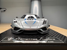 Load image into Gallery viewer, Koenigsegg Regera - Moon Silver with carbon wheels - 1:18