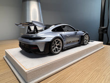 Load image into Gallery viewer, Porsche 911 992 GT3RS - Ice Blue - 1:18