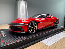 Load image into Gallery viewer, Ferrari 12 Cilindri - Rosso Magma LE99 - 1:18