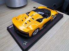 Load image into Gallery viewer, Ferrari F80 - Giallo Triplo Strato - 1:18