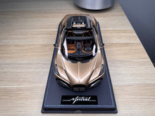 Load image into Gallery viewer, Bugatti Mistral - Dore gold - 1:18