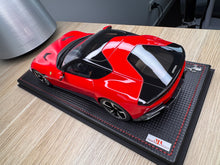 Load image into Gallery viewer, Ferrari 12 Cilindri - Rosso Corsa - 1:18