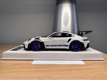 Load image into Gallery viewer, Porsche 911 992 GT3RS - Cement Grey - 1:18