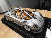 Load image into Gallery viewer, Pagani Zonda Cinque Roadster - Silver - 1:18