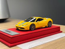 Load image into Gallery viewer, Ferrari 458 Speciale - Giallo Modena - 1:43