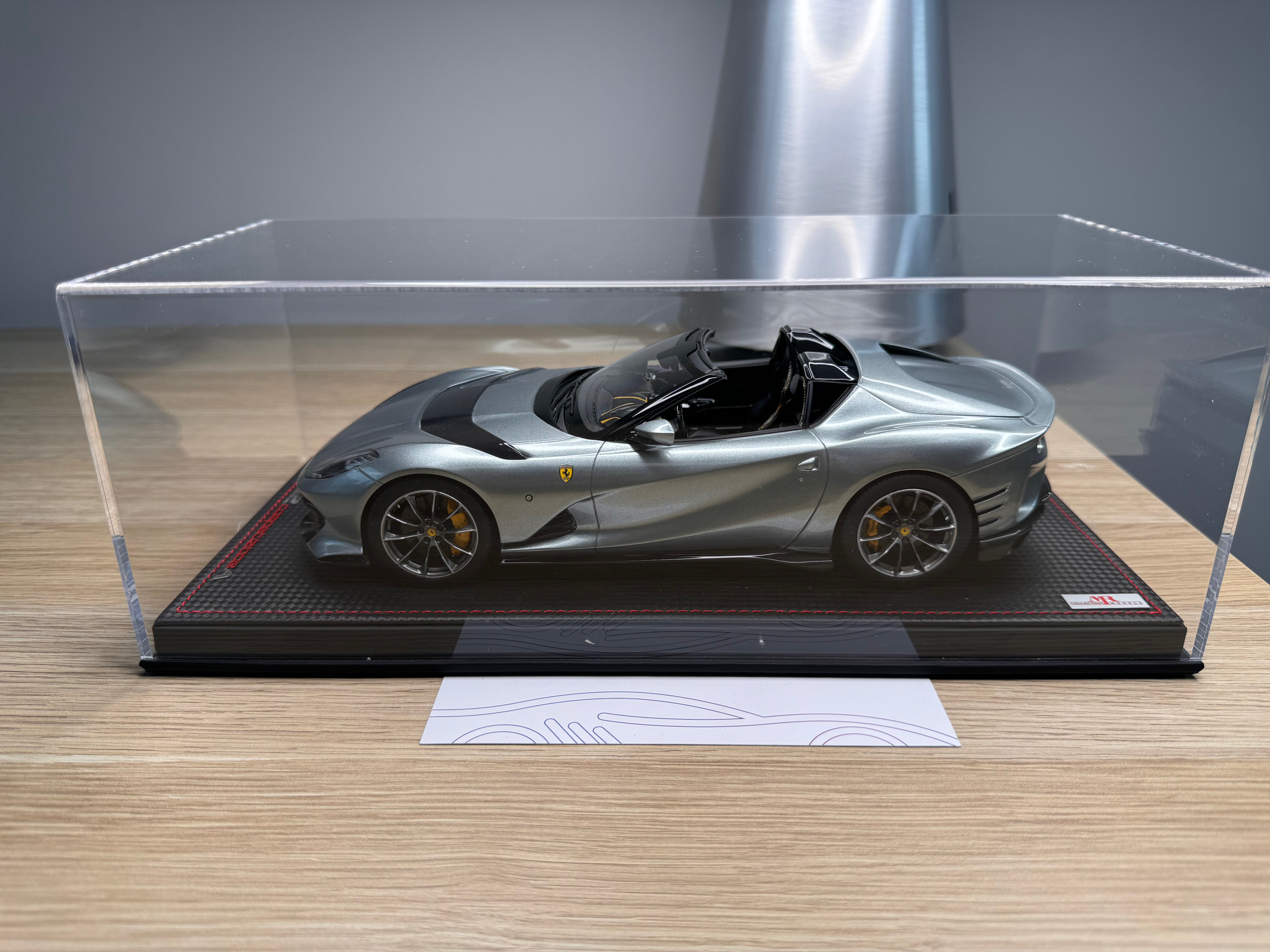 Ferrari 812 Competizione A - Grigio Coburn - 1:18