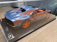 Load image into Gallery viewer, Bugatti Chiron Super Sport - Zebra Paint - 1:18