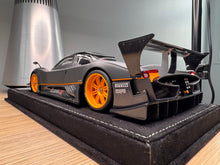 Load image into Gallery viewer, Pagani Zonda R - Matte Black Carbon - 1:18