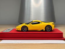 Load image into Gallery viewer, Ferrari 458 Speciale - Giallo Modena - 1:43