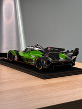 Load image into Gallery viewer, Lamborghini SC63 - 24h Le Mans No. 63 - 1:18