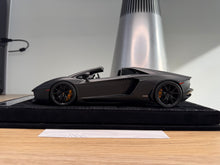 Load image into Gallery viewer, Lamborghini Aventador LP700-4 Roadster - Matte Black - 1:18
