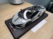 Load image into Gallery viewer, Lamborghini Revuelto - Grigio Haiti - 1:18