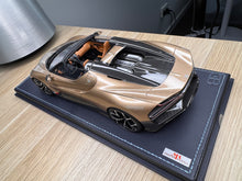 Load image into Gallery viewer, Bugatti Mistral - Dore gold - 1:18