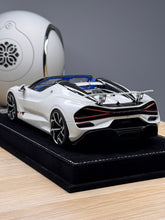 Load image into Gallery viewer, Bugatti Mistral - Pearl White - 1:18