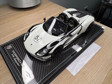 Load image into Gallery viewer, Porsche 918 Spyder - Luminous Green number 57 - 1:18