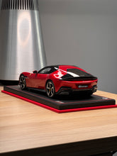 Load image into Gallery viewer, Ferrari 12 Cilindri - Rosso Imola - 1:18