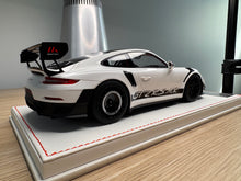 Load image into Gallery viewer, Porsche 911 GT2RSMR - White - 1:18