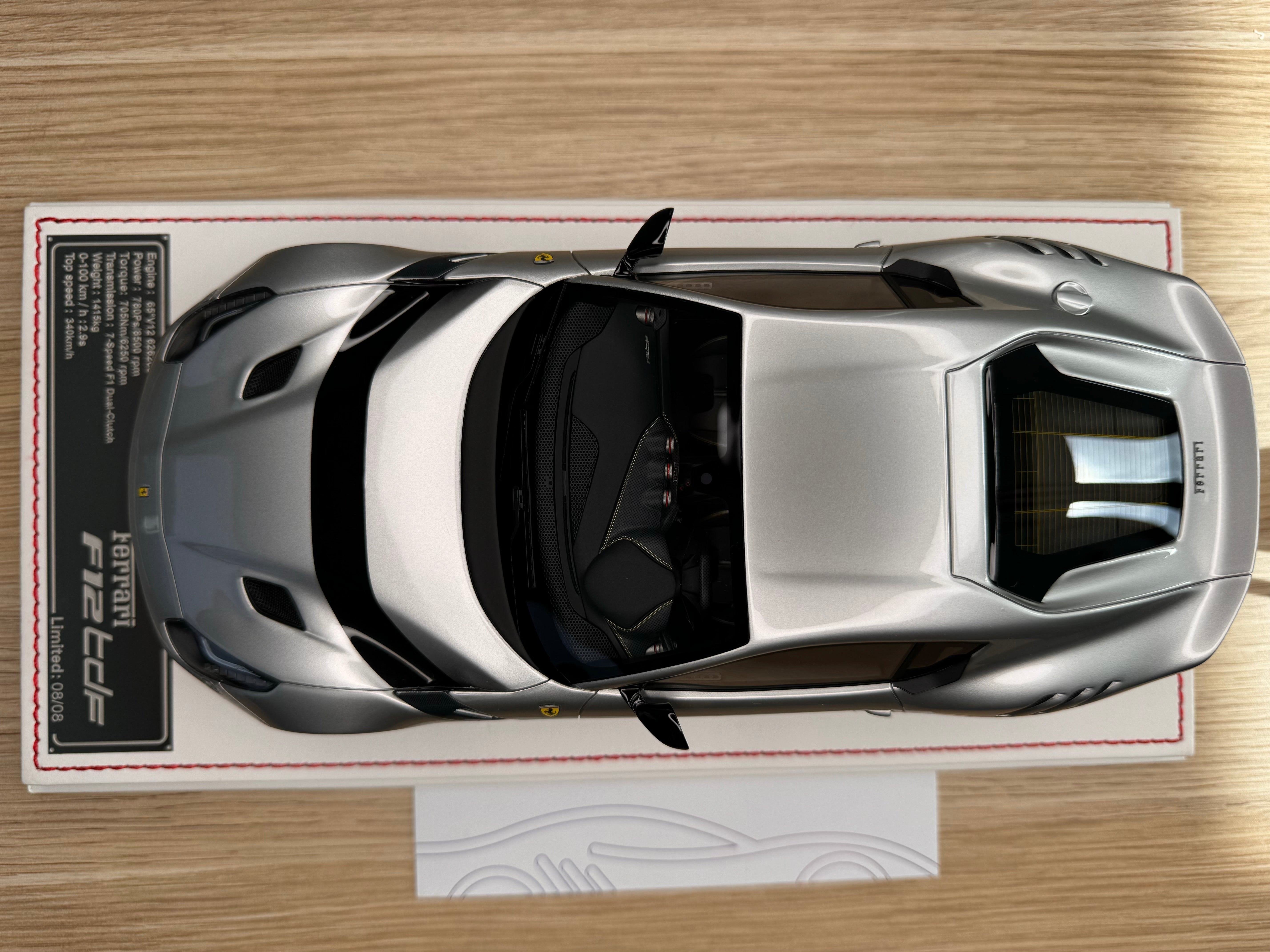 Ferrari F12tdf - Grigio Silverstone - 1:18