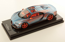 Load image into Gallery viewer, Bugatti Chiron Super Sport - Zebra Paint - 1:18