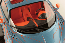 Load image into Gallery viewer, Bugatti Chiron Super Sport - Zebra Paint - 1:18