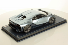 Load image into Gallery viewer, Bugatti Chiron Profilee - launch spec - 1:18