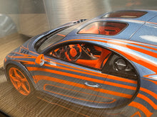 Load image into Gallery viewer, Bugatti Chiron Super Sport - Zebra Paint - 1:18