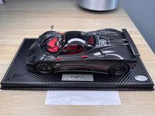 Load image into Gallery viewer, Pagani Zonda F - gloss carbon black OPEN PARTS - 1:18
