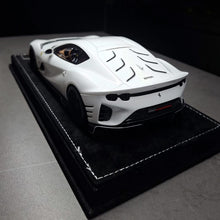 Load image into Gallery viewer, Ferrari 812 Competizione - Arcobaleno Lucido - 1:18