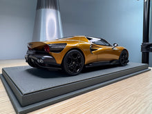 Load image into Gallery viewer, Alfa Romeo 33 Stradale - Ocra Black Interior - 1:18